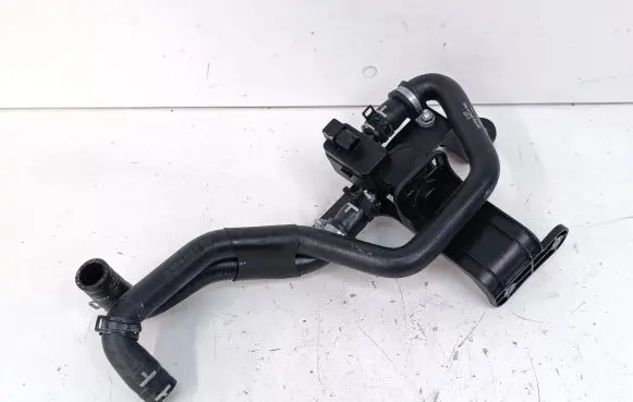 Porsche Macan (95B) Coolant heater control valve 95B819735 95B819337