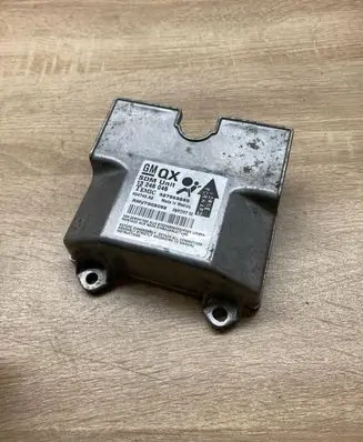 Opel Zafira B Airbag control unit/module 13246046