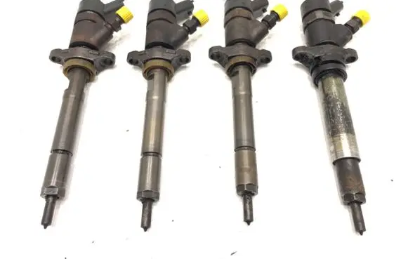 Fuel injectors set