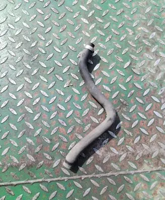 BMW 5 E39 Engine coolant pipe/hose 8367929