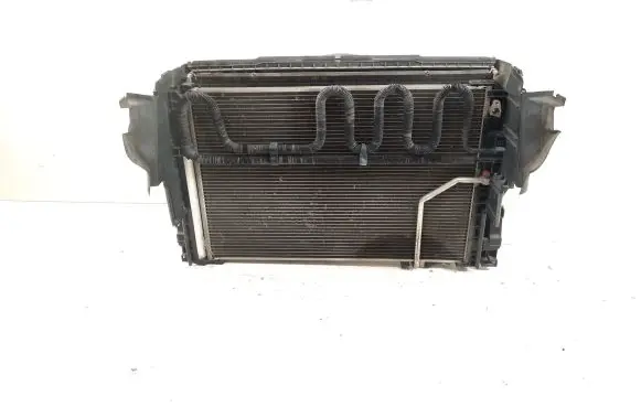 Mercedes-Benz E C207 W207 Radiator set 3136613344 A2045000154 0130307134