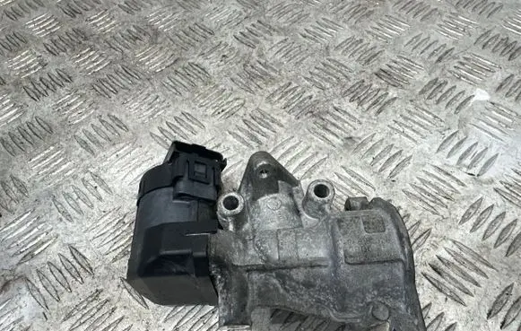 Citroen C5 EGR valve 9681825280
