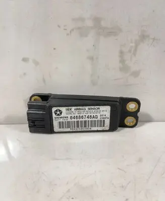 Chrysler Voyager Airbag deployment crash/impact sensor 04686748AG TDS271201924 5WY71910