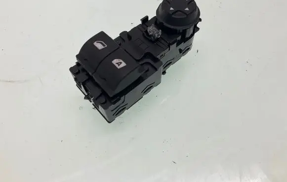 Peugeot 208 Electric window control switch 96751120ZD 612347 2253