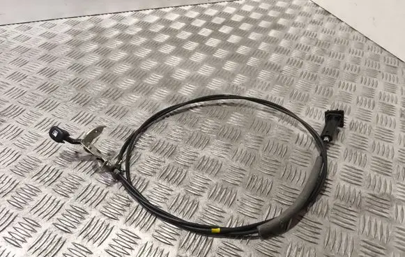 Hyundai i20 (PB PBT) Fuel cap flap release cable 