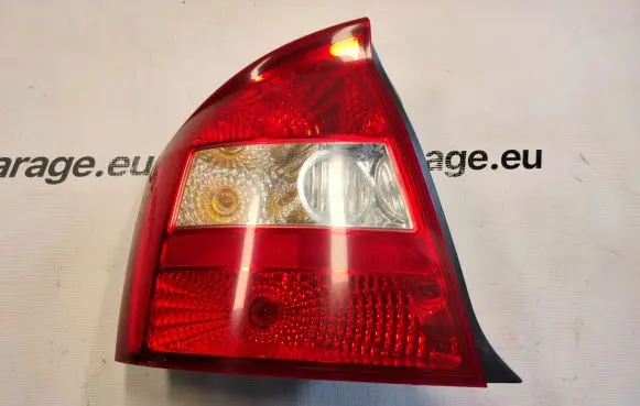 KIA Cerato Rear/tail lights 92401-2F0L