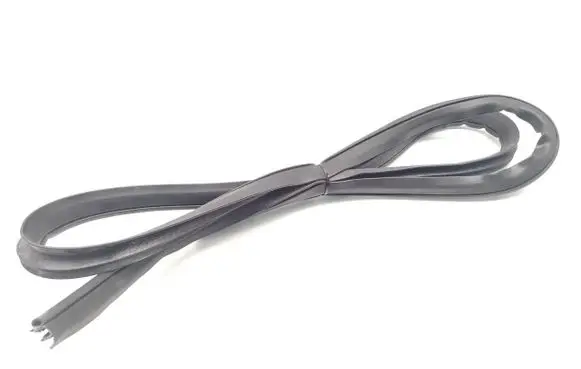 Jeep Compass Rubber seal rear door 