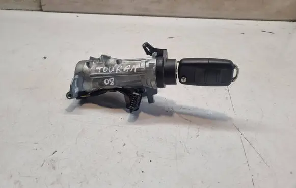Volkswagen Touran I Ignition lock 1K0905851B