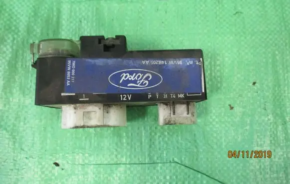 Ford Galaxy Coolant fan relay 7M0000317