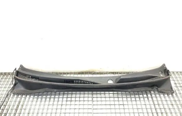 Suzuki Ignis Wiper trim 7233162R1