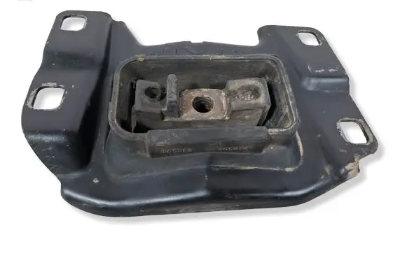 Volvo S40 Engine mount bracket 349249L 070106