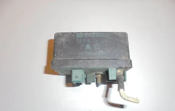 Renault Trafic II (X83) Glow plug pre-heat relay 9639912580