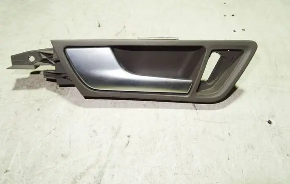 Audi Q5 SQ5 Front door interior handle 8R0837019