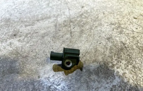 Mercedes-Benz E W212 Airbag deployment crash/impact sensor A1729056000 5WK44192