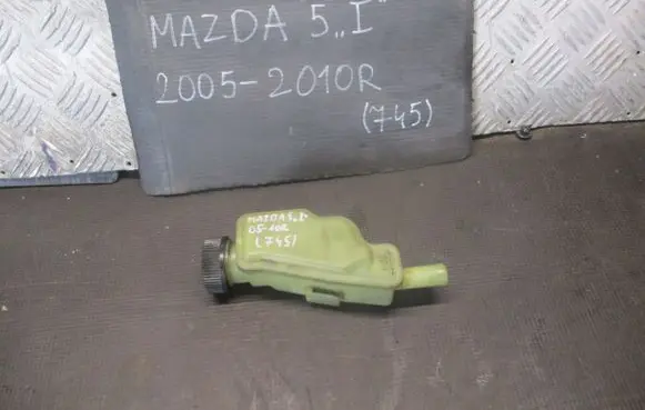 Mazda 5 AdBlue liquid reservoir 