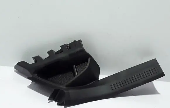 Volvo XC40 Front sill trim cover 31469247