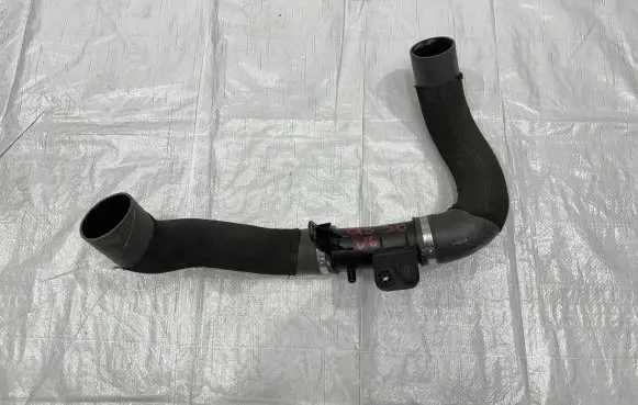 Audi Q5 SQ5 Intercooler hose/pipe 80A145673K