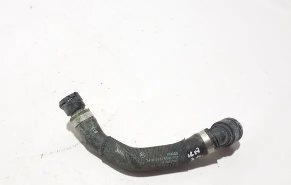 Mercedes-Benz GLA H247 Engine coolant pipe/hose A1775016102