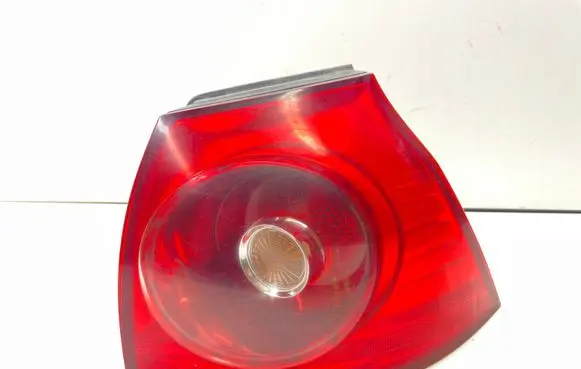 Volkswagen Golf V Rear/tail lights 1K6945096G