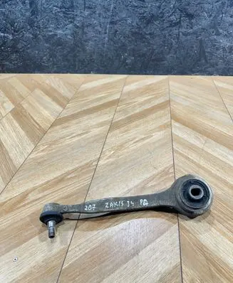 Mercedes-Benz E C207 W207 Front lower control arm/wishbone 