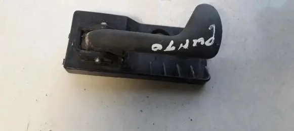 Fiat Punto (176) Rear door interior handle