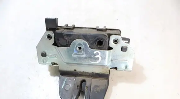 Opel Zafira B Tailgate/trunk/boot lock/catch/latch