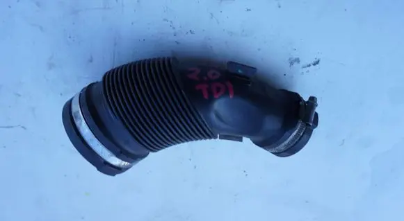 Audi A4 S4 B9 Air intake hose/pipe 04L129661B