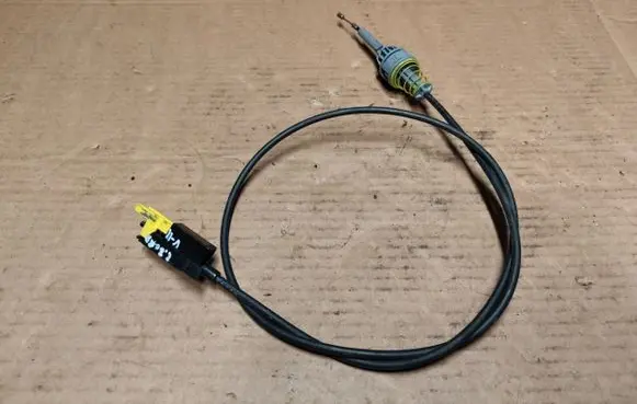 Jeep Cherokee III KJ Gear shift cable linkage 