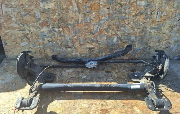 Opel Astra J Rear axle beam 