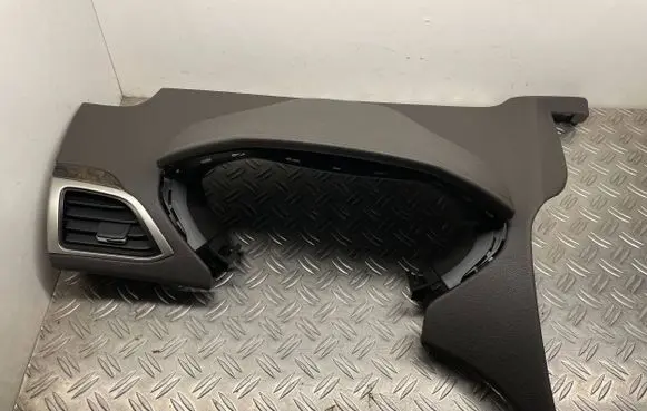 Lincoln MKZ II Dashboard 