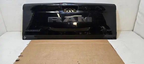 Dodge RAM Pickup box rear panel tailgate 