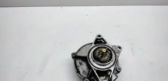 Audi A4 S4 B6 8E 8H Vacuum pump 057145100C