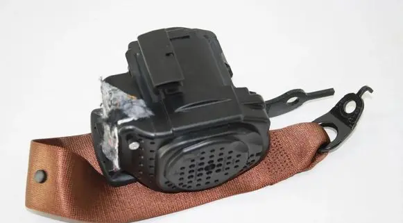 BMW 7 G11 G12 Middle seatbelt (rear) 