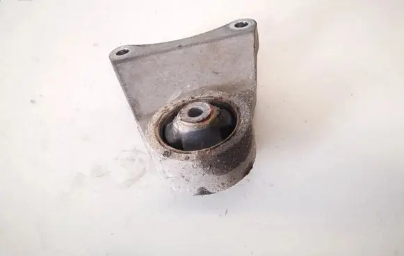 Toyota RAV 4 (XA30) Engine mount bracket 4165142120 41651-42120