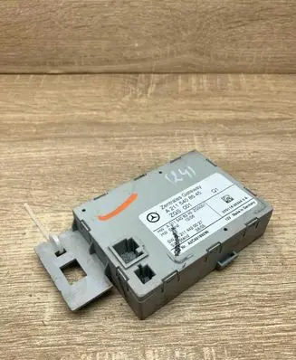 Mercedes-Benz E W211 Gateway control module A2115408545 A2C53189290