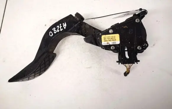 Audi A4 S4 B6 8E 8H Accelerator throttle pedal 8e1723523c 6pv008375-00
