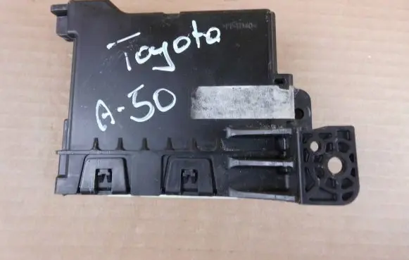 Toyota Auris E180 Air conditioner control unit module 88650-02D70