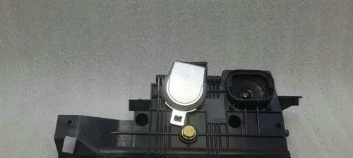 Mercedes-Benz SL R230 Rear seatbelt A2308600286