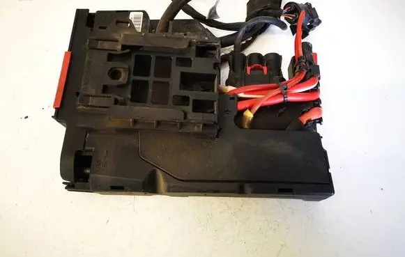 Mercedes-Benz C AMG W204 Positive cable (battery) A2125400581