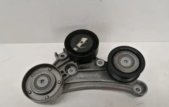 Volvo XC90 Alternator belt tensioner 31401452
