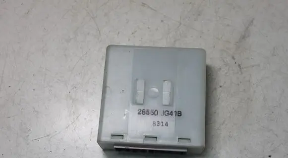 Nissan X-Trail T31 Seat belt warning relay 28550JG40B