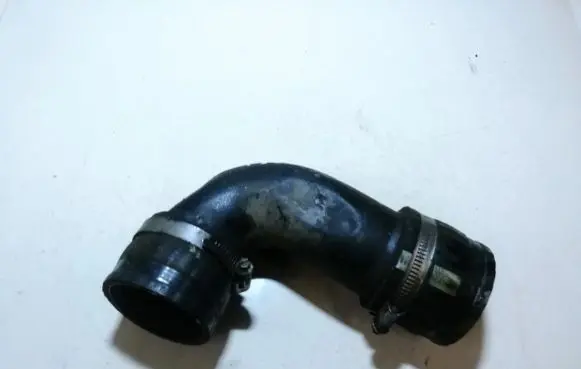 Volvo XC90 Intercooler hose/pipe 30751920
