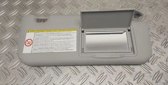 Sun visor