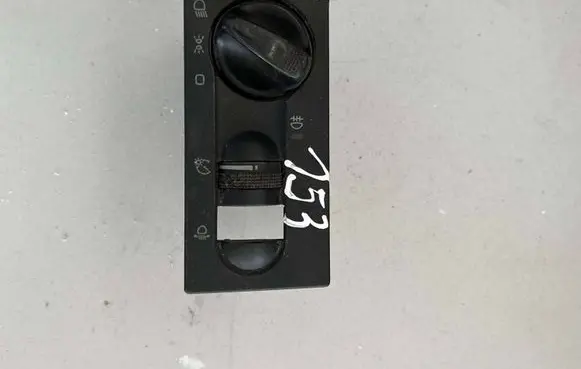 Volkswagen PASSAT B7 Light switch 1J4959857D