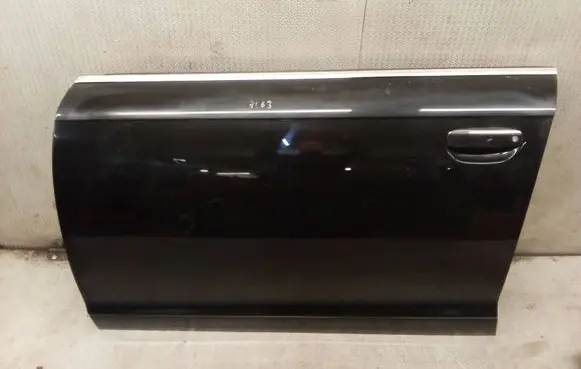 Audi A6 S6 C6 4F Front door