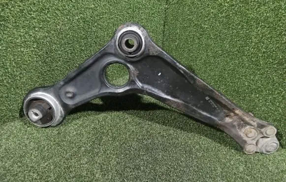 Renault Espace V (RFC) Front lower control arm/wishbone 545050303R 1855R