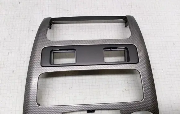 KIA Magentis Dashboard center trim panel 847412G570 201003869