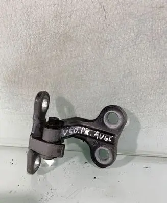 Volvo V50 Front door upper hinge