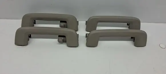 Volvo V60 A set of handles for the ceiling 
