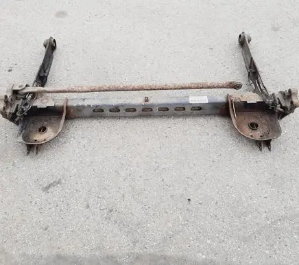 Opel Vivaro Rear axle beam 820937818